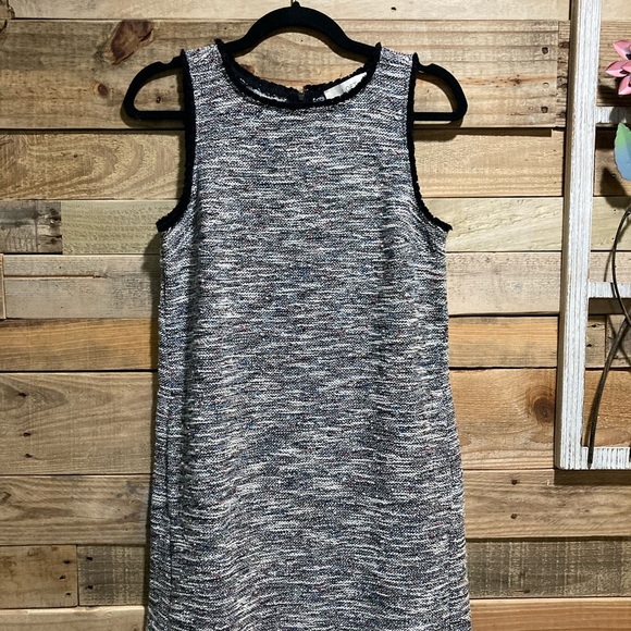 Loft Dress - Picture 2 of 9